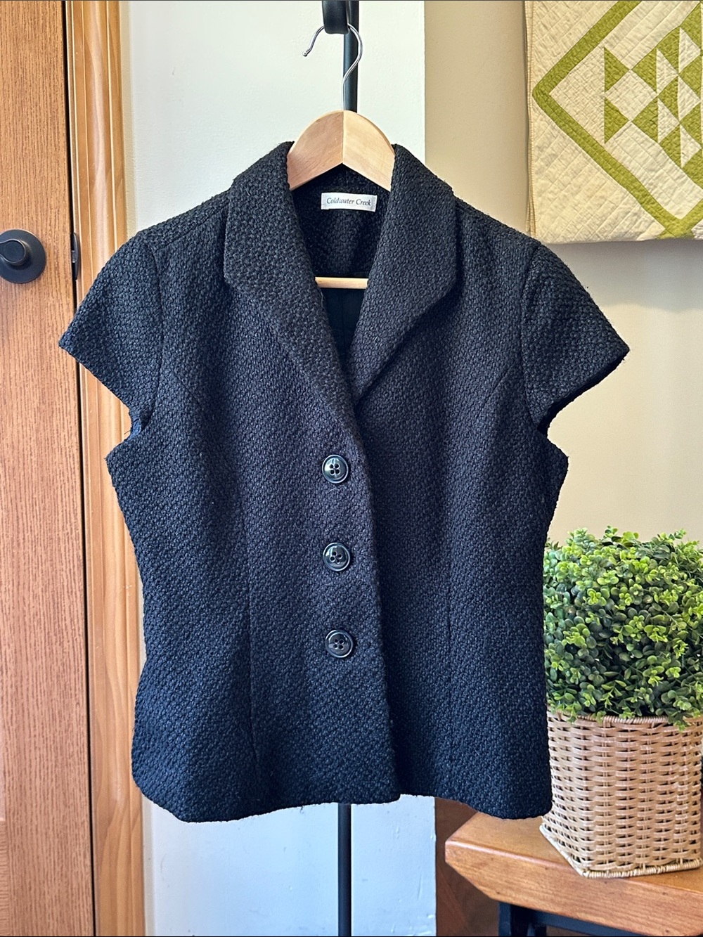Coldwater Creek Black Textured Short-Sleeve Blazer